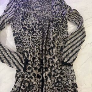 Caché Black & Cream Open-Front Women's Cardigan Sweater